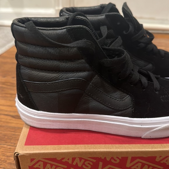 Limited Edition Vans SK8- Hi 7.5w/6.0m - Picture 1 of 5